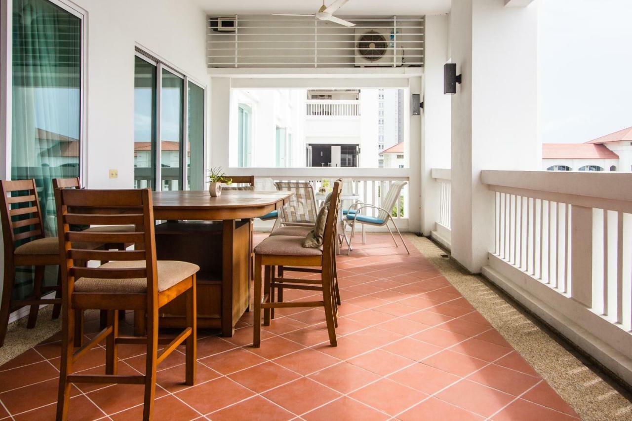 Profolio @ Straits Quay Aparthotel Tanjung Tokong Exterior photo